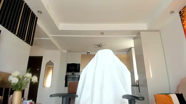 Snapshot of Alessa_Burns chatting on 03-05-25, 10:44 Alessa Burns online show from 03-05-25, 10:44