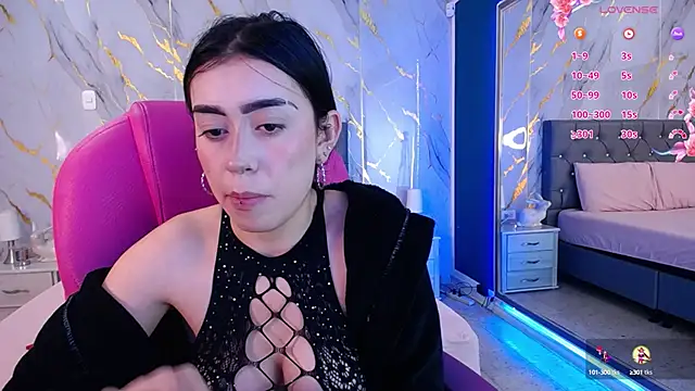 Snapshot of Julieta_De_Los_Angeles chatting on 02-20-25, 09:44 Julieta De Los Angeles online show from 02-20-25, 09:44