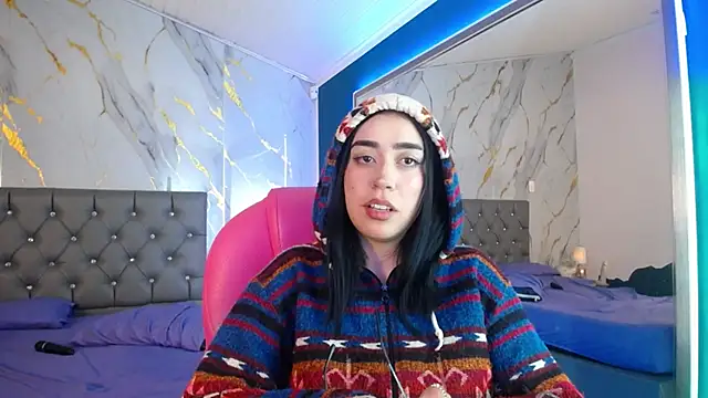 Snapshot of Julieta_De_Los_Angeles chatting on 02-26-25, 06:47 Julieta De Los Angeles online show from 02-26-25, 06:47