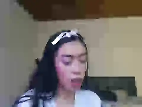 Snapshot of Julieta_De_Los_Angeles chatting on 10-10-25, 05:01 Julieta De Los Angeles online show from 10-10-25, 05:01