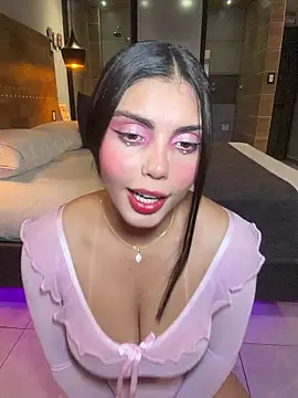 Snapshot of zui_lu chatting on 04-07-26, 01:39 zui lu online show from 04-07-26, 01:39