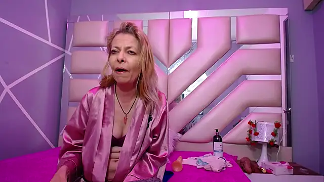 sophia ny online show from 02-26-25, 01:32