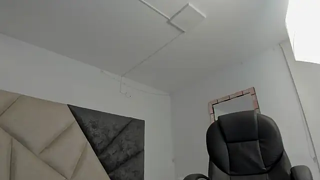 BarbaraKnox  online show from 04-08-26, 11:54