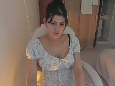 misstoya online show from 12-19-24, 01:18