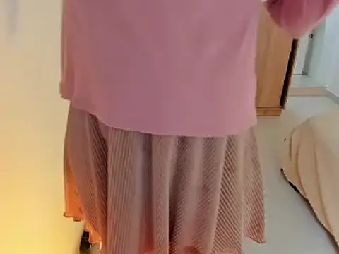 misstoya online show from 12-23-24, 01:18