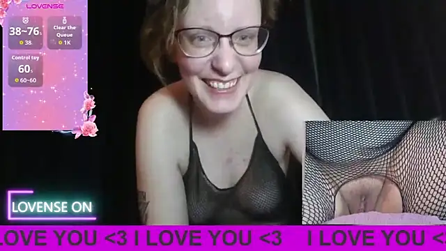 Snapshot of PernillaGirl chatting on 03-11-26, 07:20 PernillaGirl online show from 03-11-26, 07:20