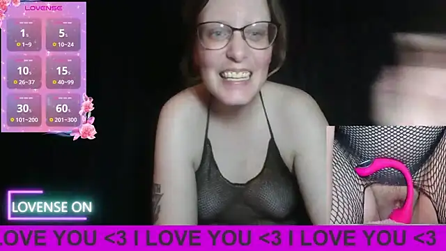 Snapshot of PernillaGirl chatting on 04-08-26, 07:47 PernillaGirl online show from 04-08-26, 07:47