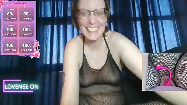 Snapshot of PernillaGirl chatting on 04-24-26, 06:32 PernillaGirl online show from 04-24-26, 06:32