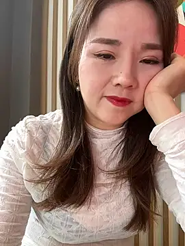 Snapshot of Efangfang chatting on 02-06-25, 05:46 Efangfang online show from 02-06-25, 05:46