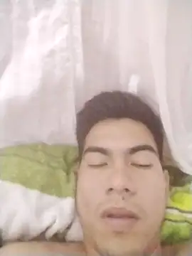 Snapshot of leyel00155 chatting on 10-24-25, 04:42 leyel00155 online show from 10-24-25, 04:42