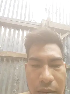 Snapshot of leyel00155 chatting on 11-02-25, 01:13 leyel00155 online show from 11-02-25, 01:13