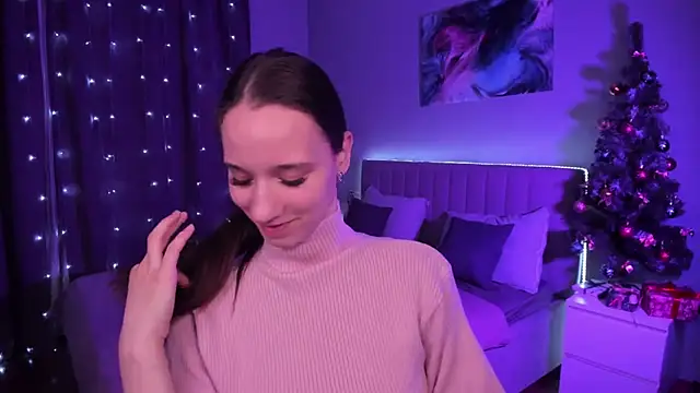 StaceySunny online show from 12-19-24, 05:18