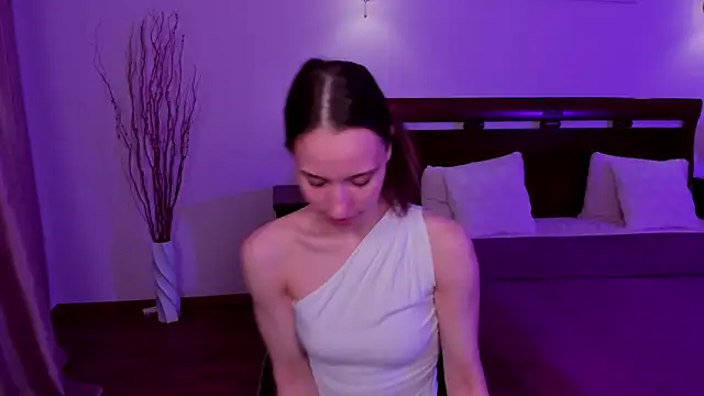 StaceySunny online show from 06-04-26, 06:58