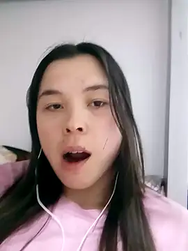 BluesAlyssa online show from 02-14-25, 03:05