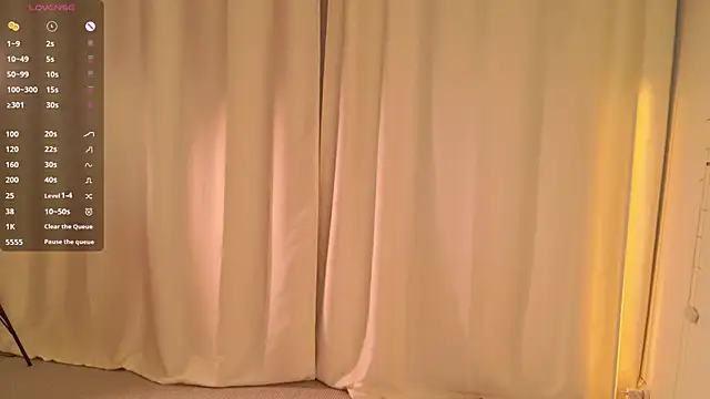 EmiliaDreams online show from 09-15-25, 03:01