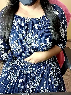 Snapshot of Adwithaa chatting on 01-10-26, 06:15 Adwithaa online show from 01-10-26, 06:15