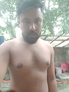 Snapshot of zakly69 chatting on 06-28-26, 10:21 zakly69 online show from 06-28-26, 10:21