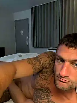 Snapshot of klownman1 chatting on 01-13-25, 05:23 klownman1 online show from 01-13-25, 05:23