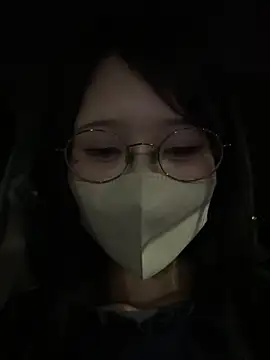 Conatsu online show from 12-21-24, 05:07