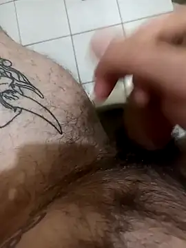 Snapshot of BigRastaFire chatting on 01-01-25, 10:54 BigRastaFire online show from 01-01-25, 10:54