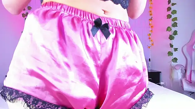 Snapshot of Staicy_Nasty chatting on 09-23-25, 04:37 Staicy Nasty online show from 09-23-25, 04:37