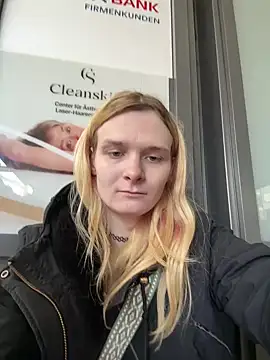 emma neko online show from 03-17-25, 11:00