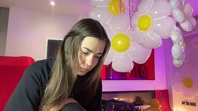 Mika Miller online show from 03-17-26, 08:01