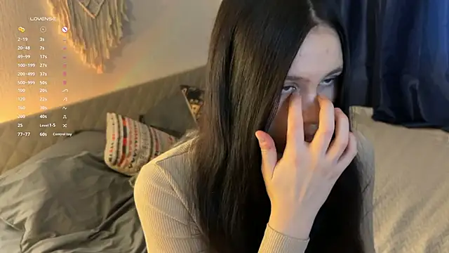 Snapshot of jennetdoll chatting on 12-06-24, 11:33 jennetdoll online show from 12-06-24, 11:33