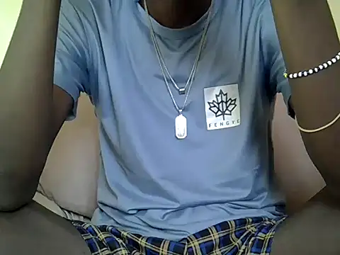 Snapshot of Delicious-D chatting on 06-15-26, 05:20 Delicious-D online show from 06-15-26, 05:20