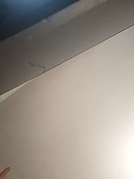 skrigul12 online show from 09-28-25, 03:50