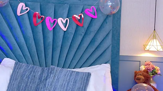 Camille Torres online show from 02-14-25, 02:12