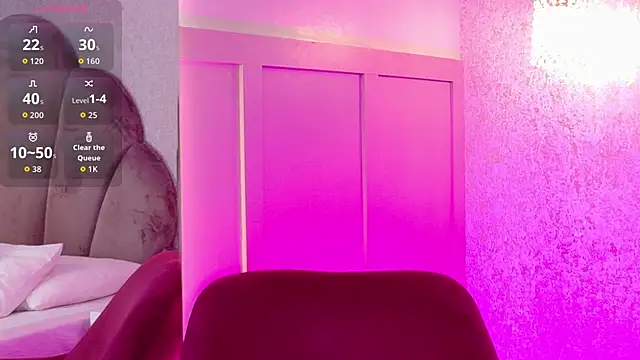 Camille Torres online show from 12-03-25, 01:53