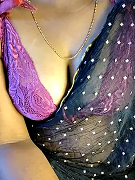 VR here 4U online show from 02-18-26, 03:52