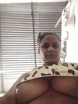 Andreita 95 online show from 07-14-26, 11:43
