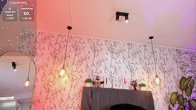 Snapshot of aihnoa_split chatting on 11-21-25, 01:10 aihnoa split online show from 11-21-25, 01:10