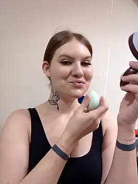 Snapshot of Morphine_666 chatting on 12-18-24, 03:15 Morphine 666 online show from 12-18-24, 03:15