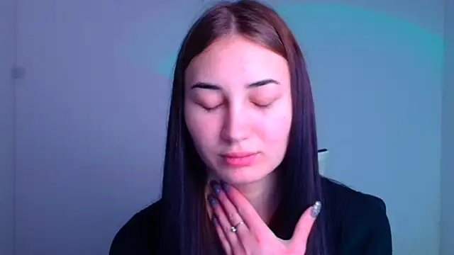 Jennifer Blum online show from 01-30-25, 06:13