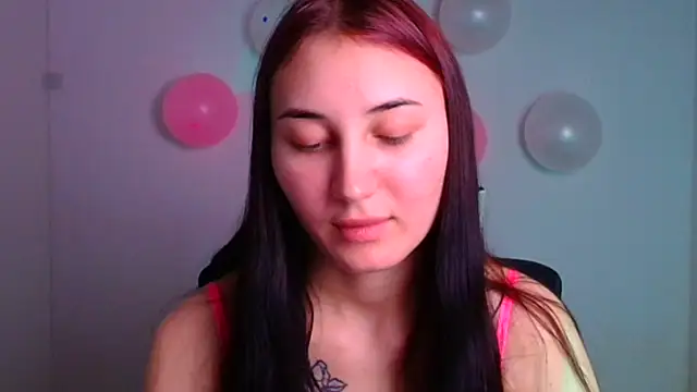 Jennifer Blum online show from 02-17-25, 09:13