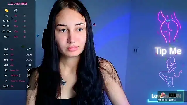 Jennifer Blum online show from 09-15-25, 05:07