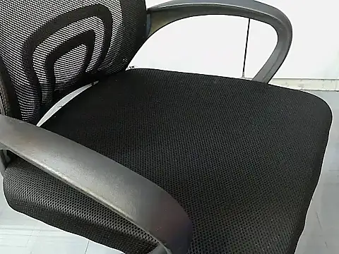 Destiny Desire online show from 10-18-25, 09:04