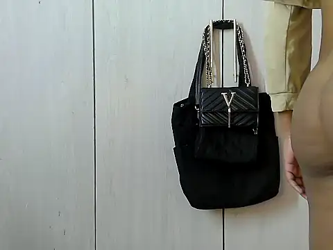 Destiny Desire online show from 10-23-25, 05:12