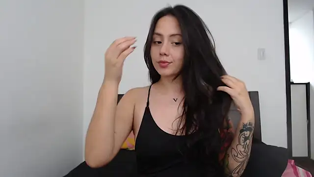 rebecca collin online show from 11-11-25, 04:07