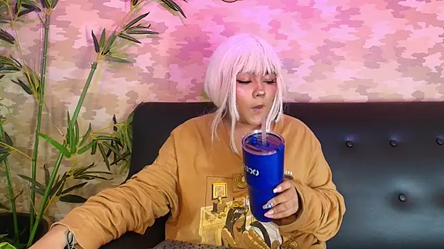 cherry chel online show from 02-07-25, 11:34