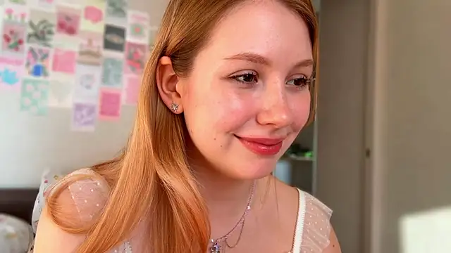 HoneyAudrey online show from 03-26-26, 02:39