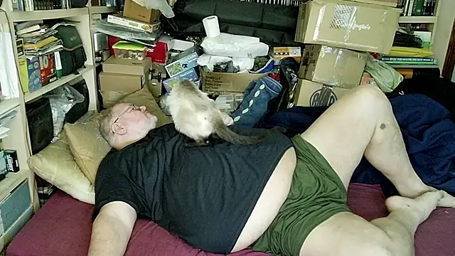 hadeszeuss2 online show from 02-10-25, 05:30