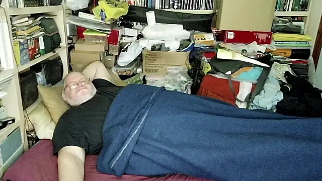 hadeszeuss2 online show from 02-20-25, 05:40