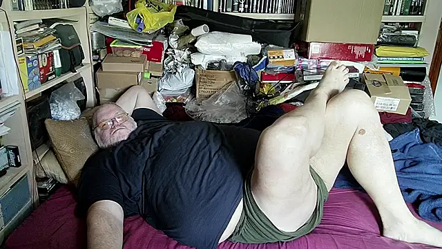 hadeszeuss2 online show from 02-28-25, 02:42