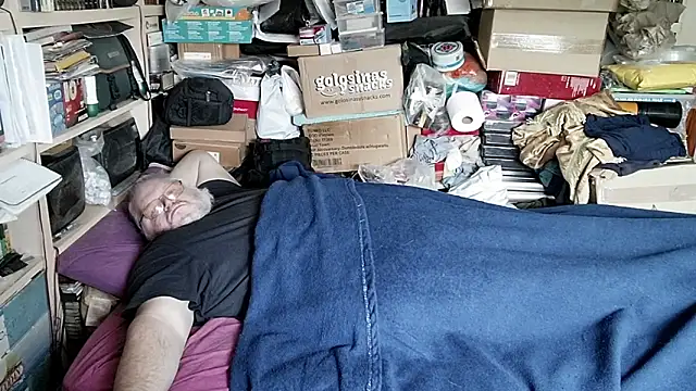 hadeszeuss2 online show from 12-04-25, 02:26