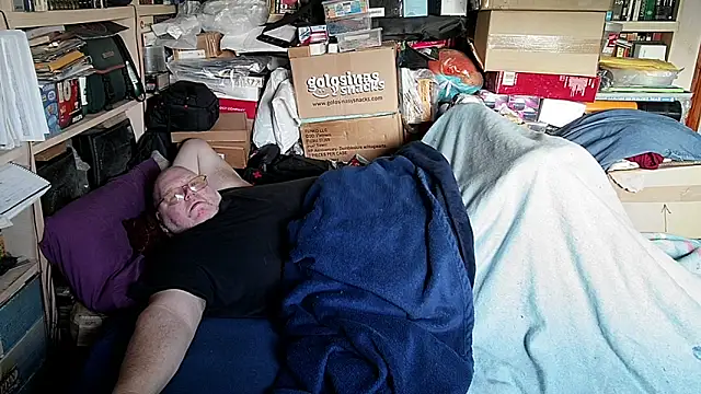 hadeszeuss2 online show from 02-06-26, 02:42