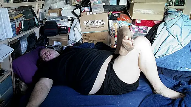 hadeszeuss2 online show from 02-17-26, 02:46